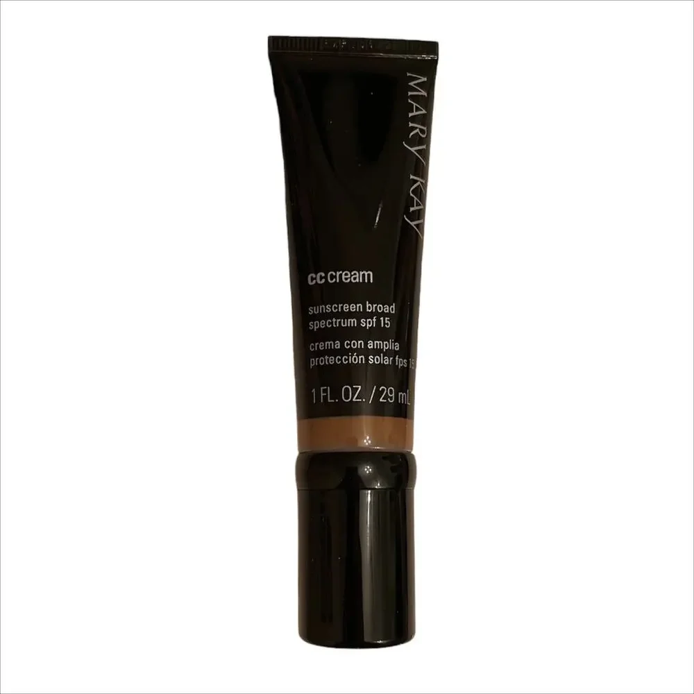 Mary Kay CC Cream Foundation Sunscreen Broad Spectrum SPF 15 Very Deep Expired